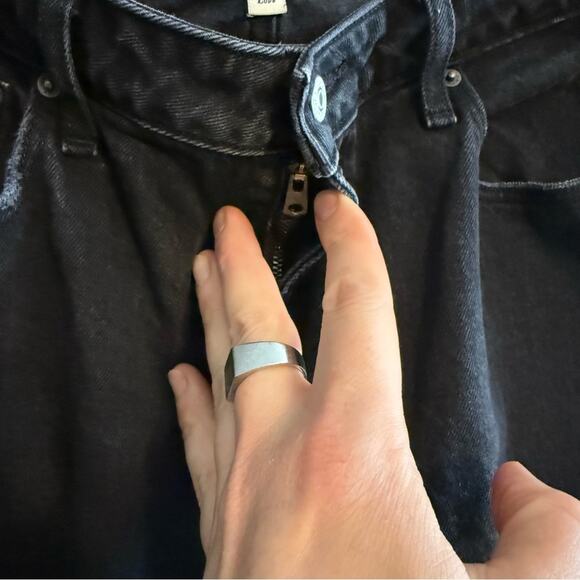 Abercrombie and Fitch The 90's Relaxed Jean High Rise Black Distressed Size 8 - Picture 5 of 7